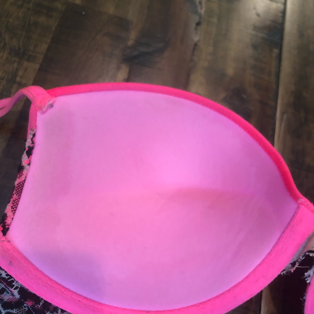 Bra - Picture 2 of 4